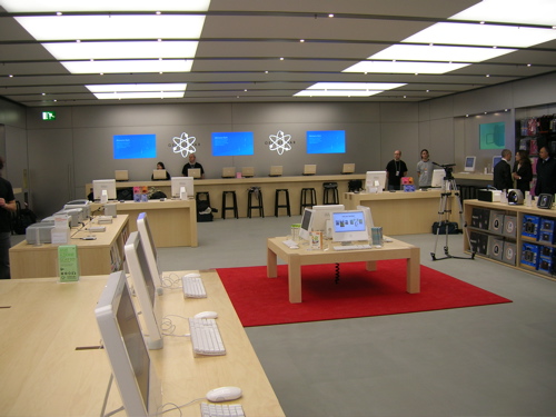 Ecco le foto dell’Apple Store di Roma